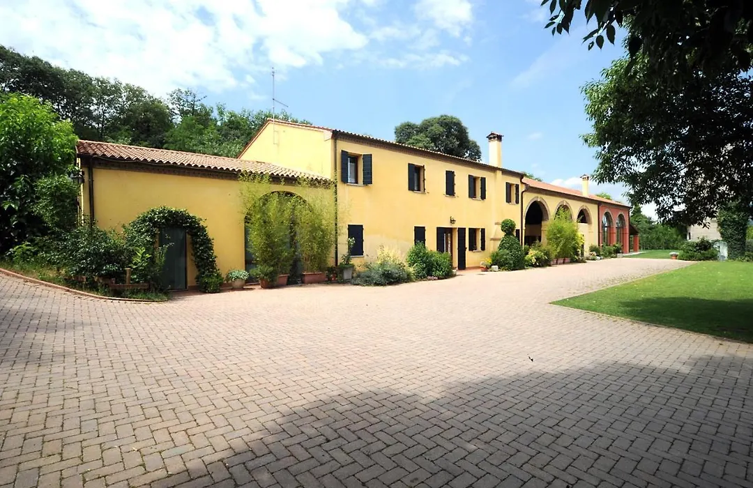 Agriturismo Alba-1